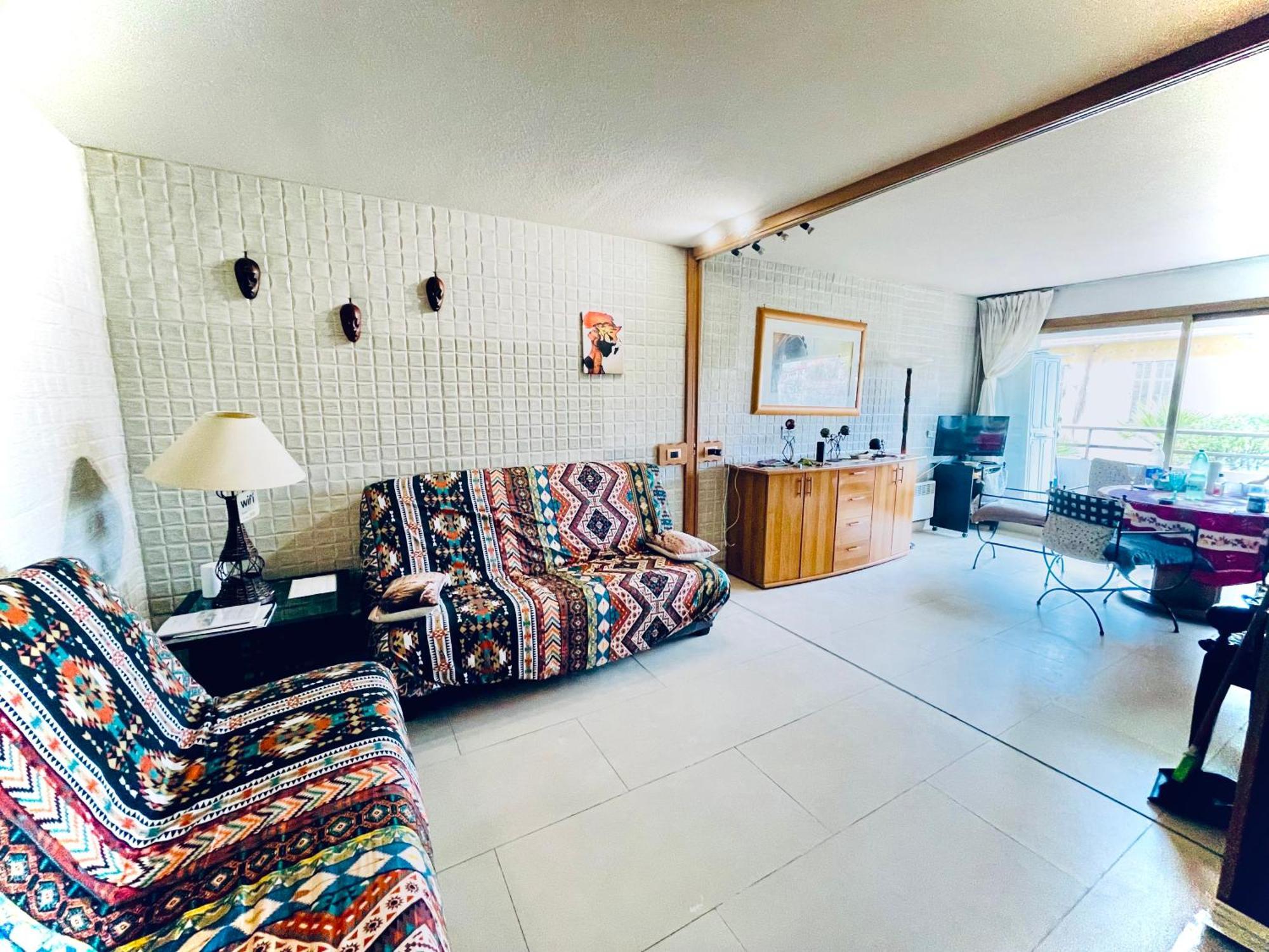 Beausejour Apartment